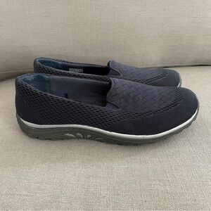 Skechers Relaxed Fit Reggae Fest Willows Vibe Navy Blue Sneakers Women’s Size 9